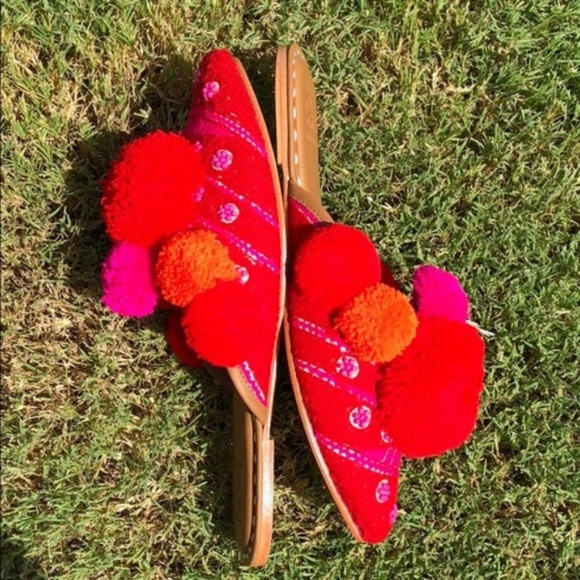 SALE Figue Iris Slide Mule Pointy Toe PomPom Slide - Picture 6 of 8